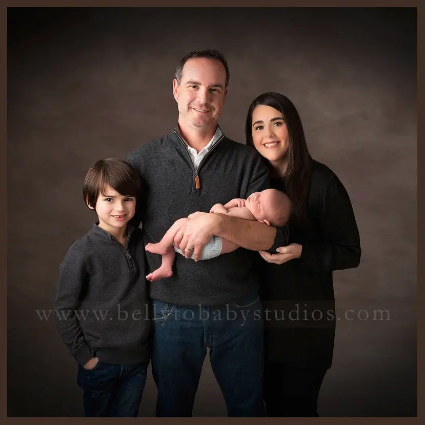 newborn family pictures