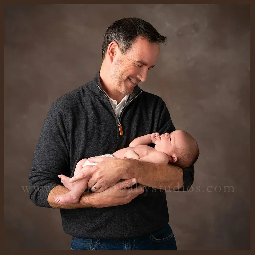 Newborn Family Pictures 