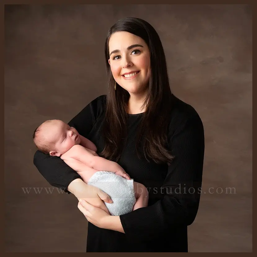 Newborn Family Pictures 